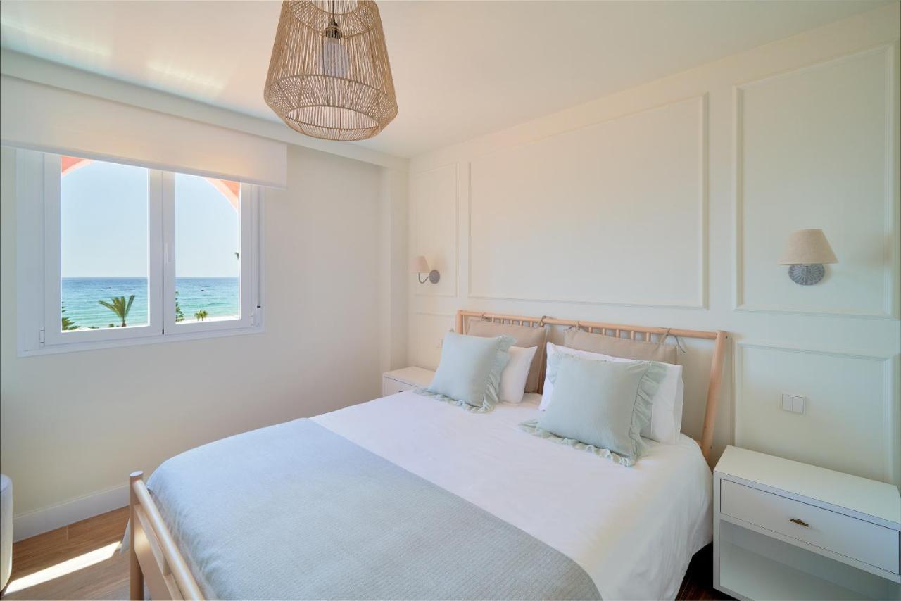 Sea Suite Beachfront Марбелья Екстер'єр фото