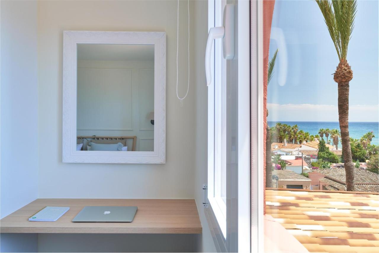Sea Suite Beachfront Марбелья Екстер'єр фото